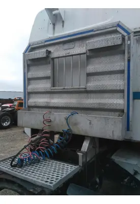 WESTERN STAR 4900 HEADACHE RACK