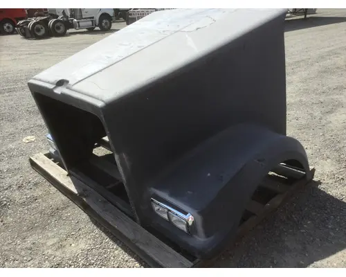 WESTERN STAR 4900 HOOD