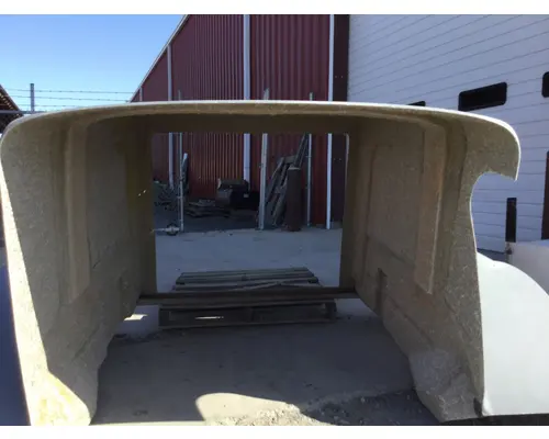WESTERN STAR 4900 HOOD