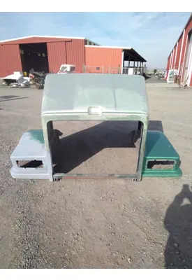 WESTERN STAR 4900 HOOD