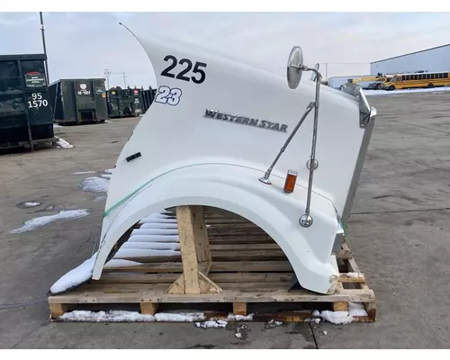 WESTERN STAR 4900 Hood