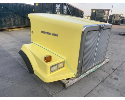WESTERN STAR 4900 Hood