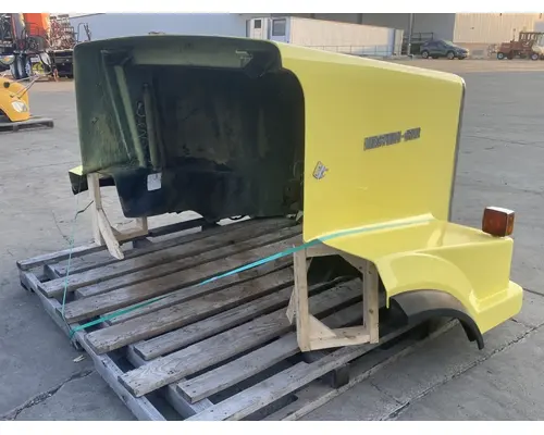 WESTERN STAR 4900 Hood