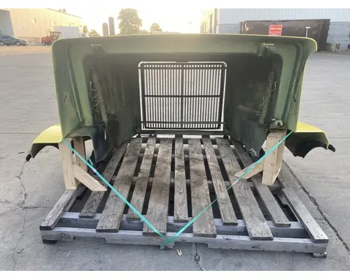 WESTERN STAR 4900 Hood