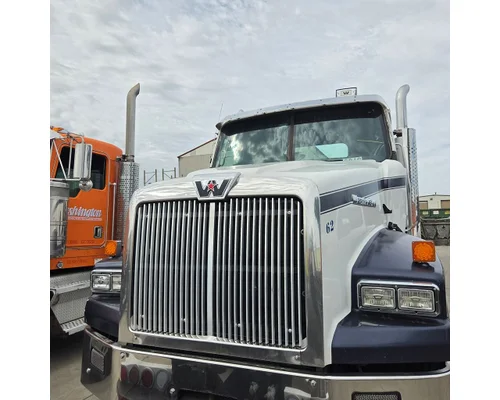 WESTERN STAR 4900 Hood