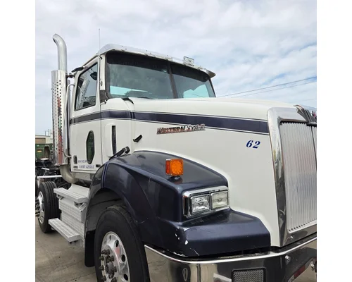 WESTERN STAR 4900 Hood