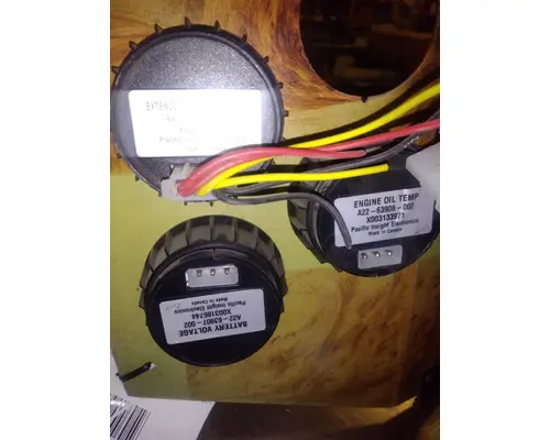 WESTERN STAR 4900 Instrument Cluster