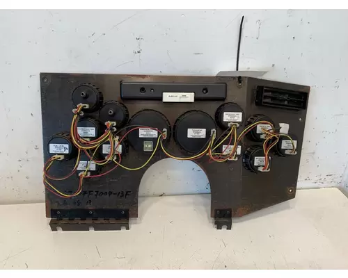 WESTERN STAR 4900 Instrument Cluster