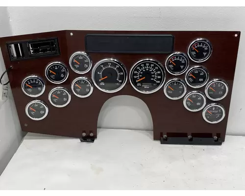 WESTERN STAR 4900 Instrument Cluster