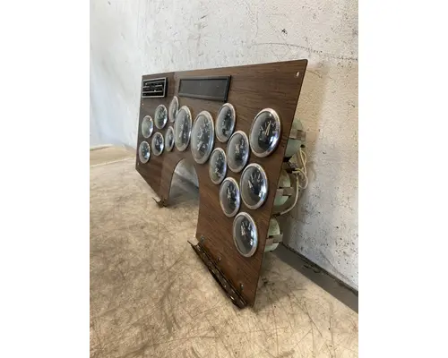 WESTERN STAR 4900 Instrument Cluster