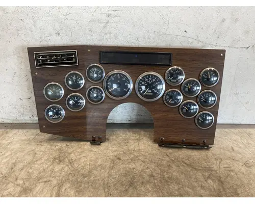 WESTERN STAR 4900 Instrument Cluster