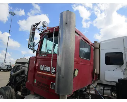 WESTERN STAR 4900 Muffler Shield