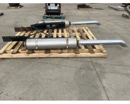 WESTERN STAR 4900 Muffler