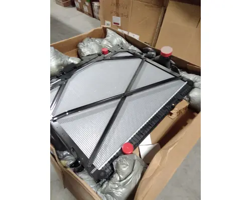 WESTERN STAR 4900 RADIATOR ASSEMBLY
