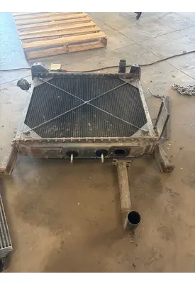 WESTERN STAR 4900 Radiator