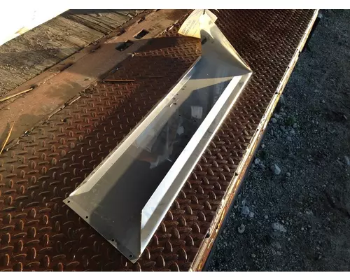 WESTERN STAR 4900 Sun Visor (External)