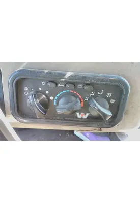 WESTERN STAR 4900 TEMPERATURE CONTROL