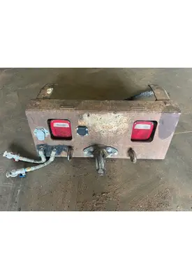 WESTERN STAR 4900 Trailer Hitch