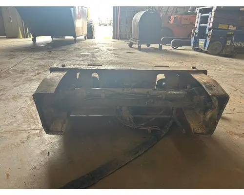 WESTERN STAR 4900 Trailer Hitch