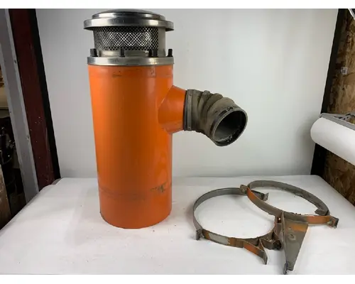 WESTERN STAR 4964 AIR CLEANER