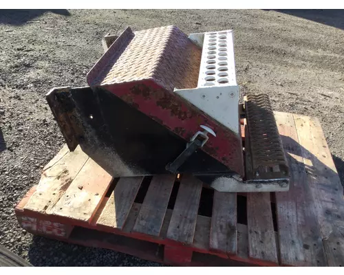 WESTERN STAR 4964 BATTERY BOX