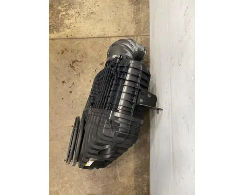 WESTERN STAR 49X Air Cleaner