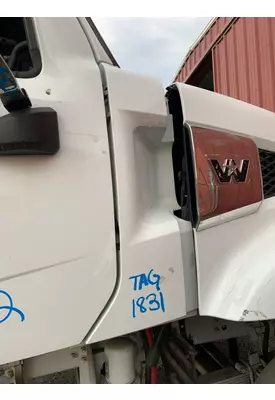 WESTERN STAR 49X Body Parts, Misc.