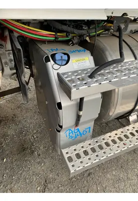 WESTERN STAR 49X DEF TANK