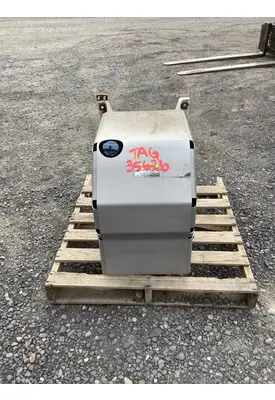 WESTERN STAR 49X DEF TANK