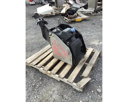 WESTERN STAR 49X DEF TANK