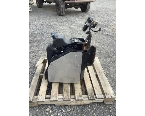 WESTERN STAR 49X DEF TANK