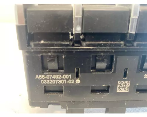 WESTERN STAR 49X Dash  Console Switch