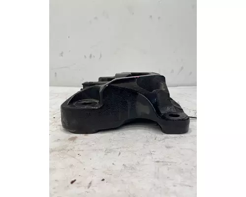 WESTERN STAR 49X Engine Mounts