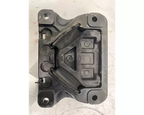 WESTERN STAR 49X Engine Mounts