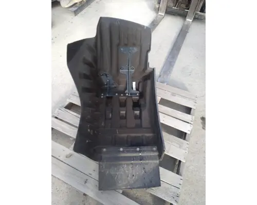 WESTERN STAR 49X FENDER EXTENSION