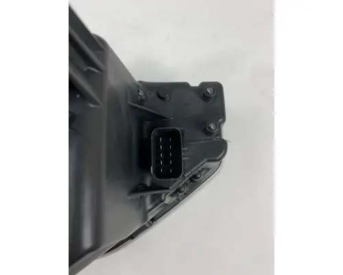 WESTERN STAR 49X HEADLAMP