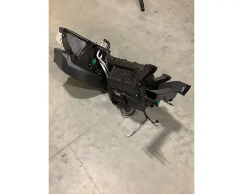 WESTERN STAR 49X HEATERAIR CONDITIONER PARTS