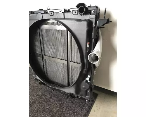 WESTERN STAR 49X Radiator