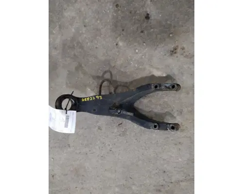 WESTERN STAR 5700XE CAB MOUNT,BRACKET