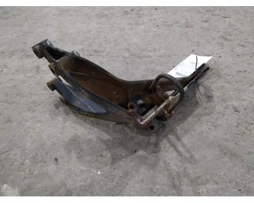 WESTERN STAR 5700XE CAB MOUNT,BRACKET