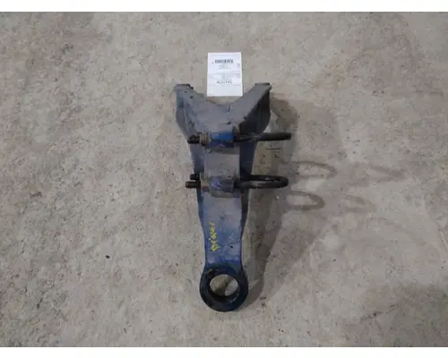 WESTERN STAR 5700XE CAB MOUNT,BRACKET