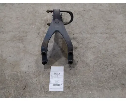 WESTERN STAR 5700XE CAB MOUNT,BRACKET