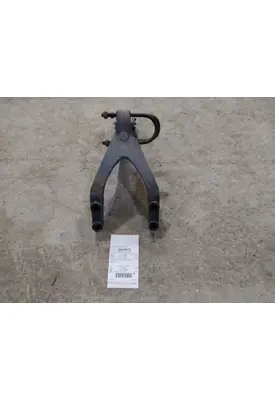 WESTERN STAR 5700XE CAB MOUNT,BRACKET