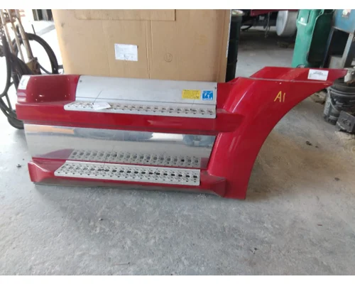 WESTERN STAR 5700XE CAB SKIRTSIDE FAIRING