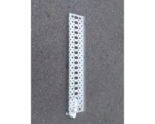 WESTERN STAR 5700XE CAB STEP