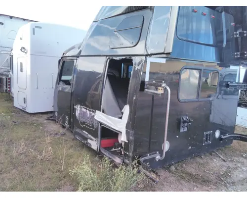WESTERN STAR 5700XE CAB