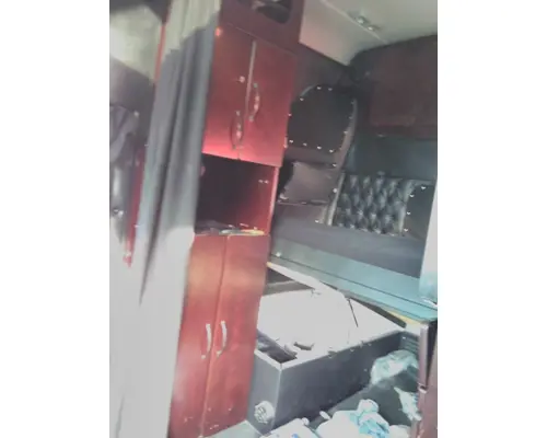 WESTERN STAR 5700XE CAB