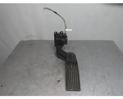 WESTERN STAR 5700XE FOOT PEDAL