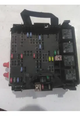 WESTERN STAR 5700XE FUSE BOX