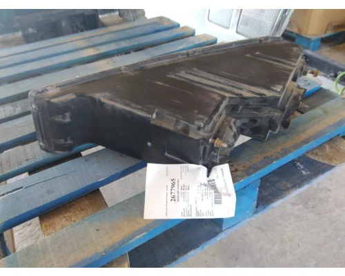 WESTERN STAR 5700XE HEADLAMP ASSEMBLY